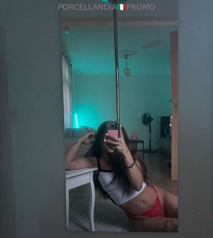 Mi chiamo Mira Bellanova 😈Sono qui per sedurre, coinvolgere…..
