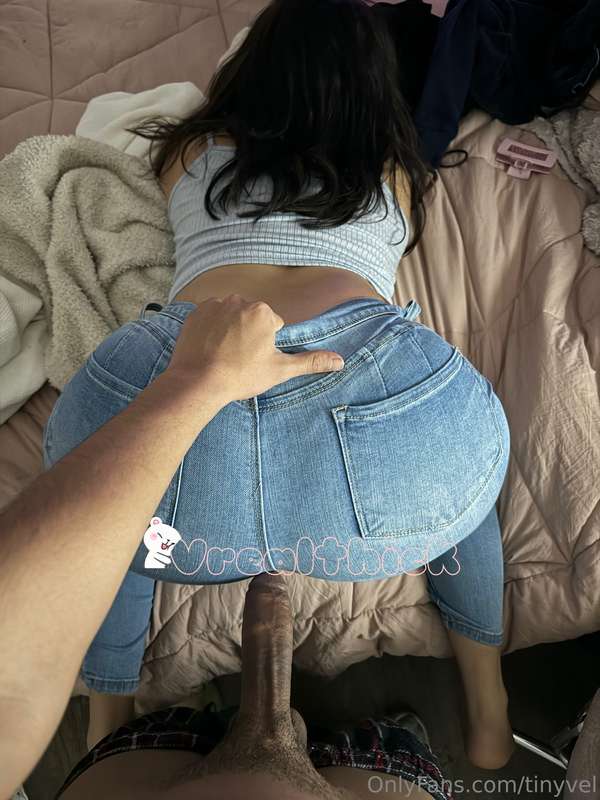 @n0e1lx he uploaded the new sextape on his feed 😍😍
