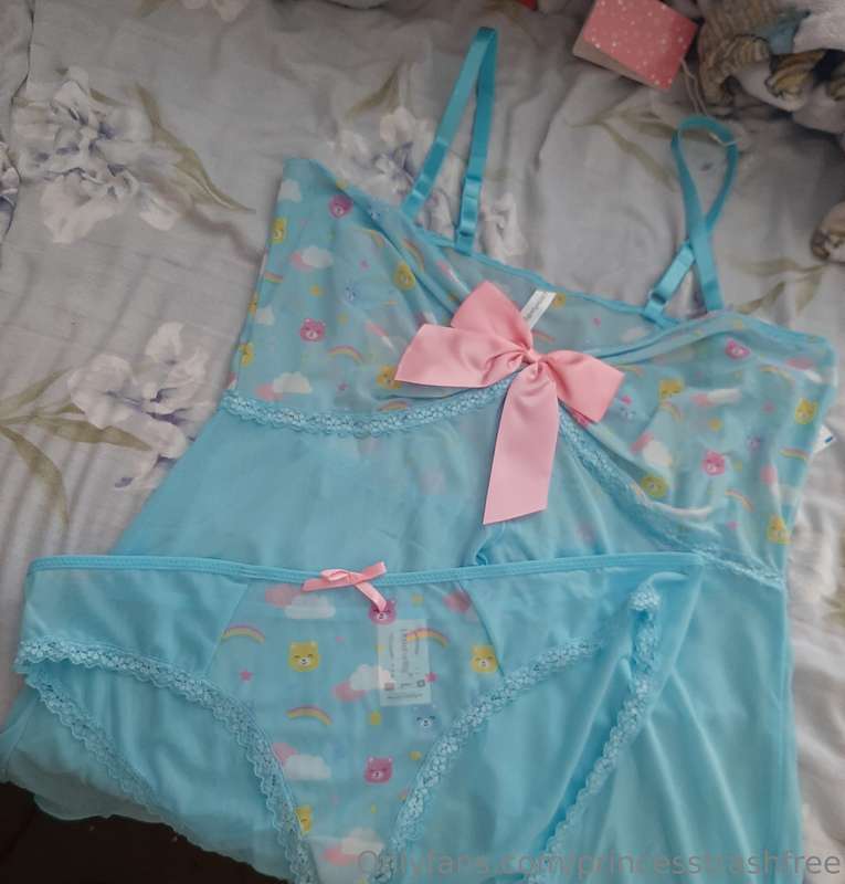 Wanna see me in some cute lingerie? Check out my main page f..