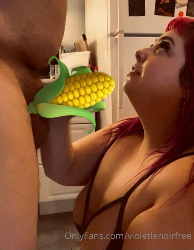 violetlenoirfree image #0