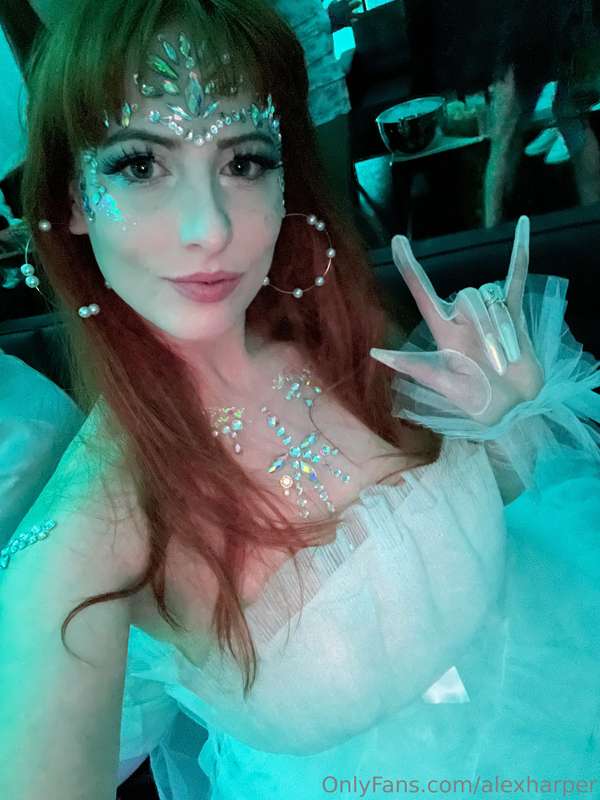 AVN White Party