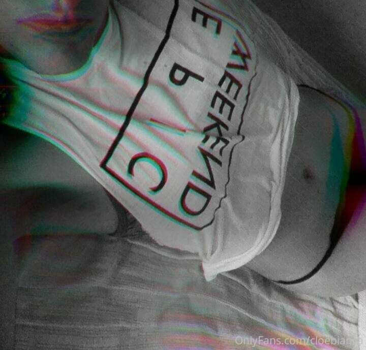 Come to bed😏😏😏... I want to do so many naugty things 😈🔥👅💦🍆