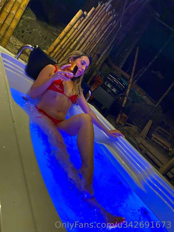ambar_collins