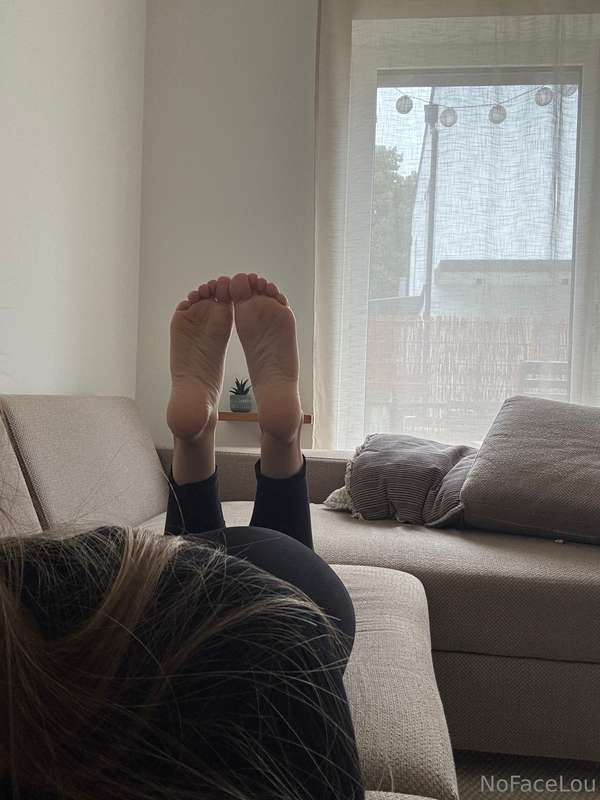 Who‘s ready to lick? 👅 @no.face.lou.vip 