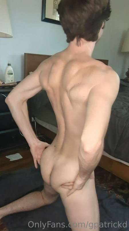 Watch me in this 8 minute tease of me oiling up every inch. ..