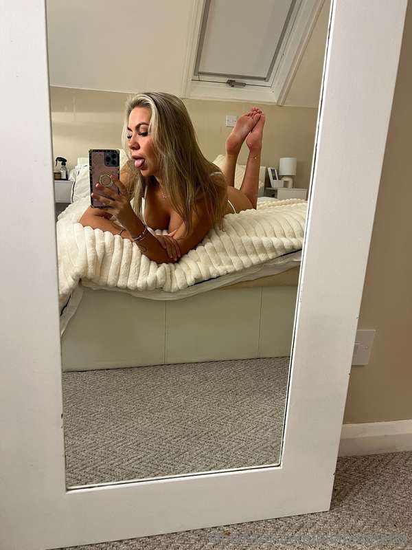 Ellabennettx
