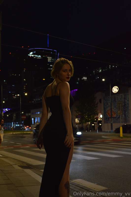 emmy_vv