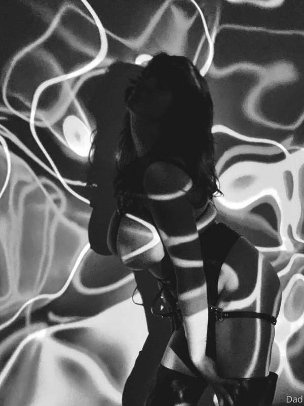 dadeleine image #1