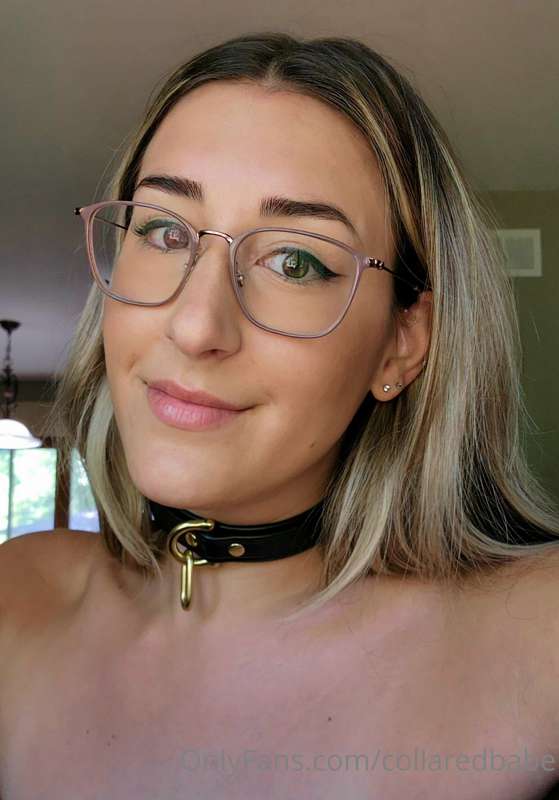 Sooo how well do you think I pull of this DS collar? Daddy s..