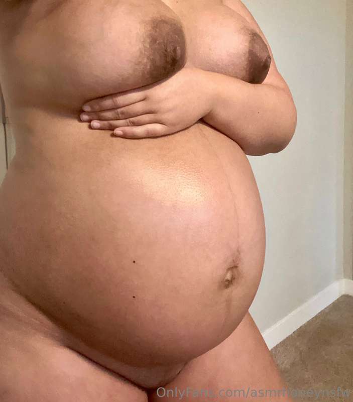 Fuck me like the good pregnant girl I am