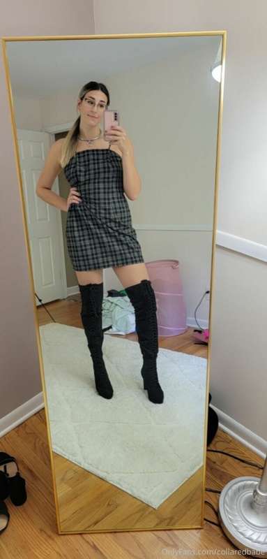 End of the year throwback. Ugh love these boots but they dig..