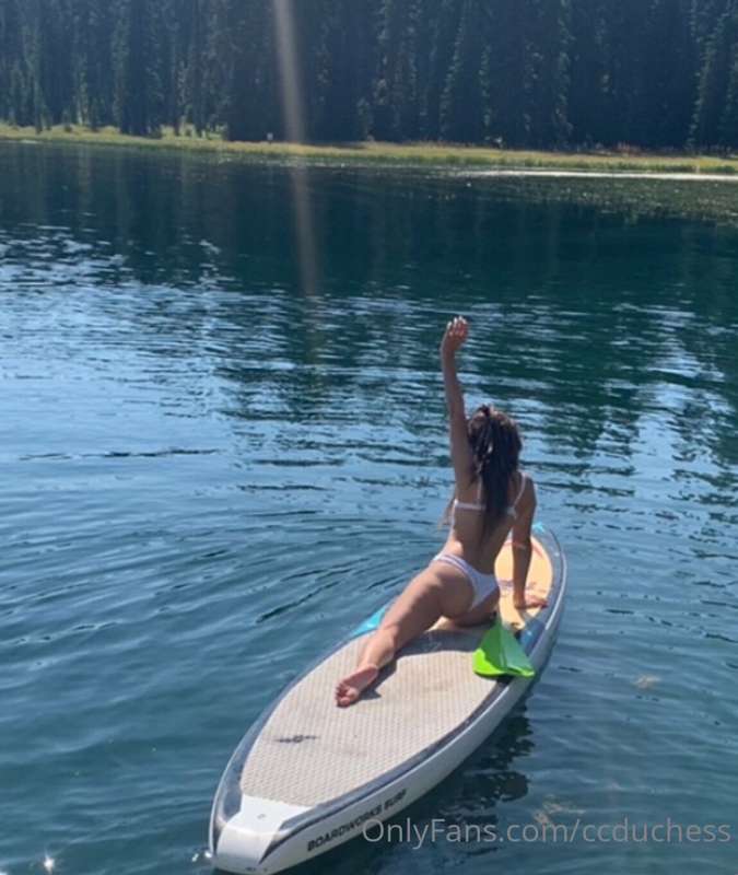 What’s everyone up to for Memorial Day?! 🇺🇸 🏄🏽‍♀️