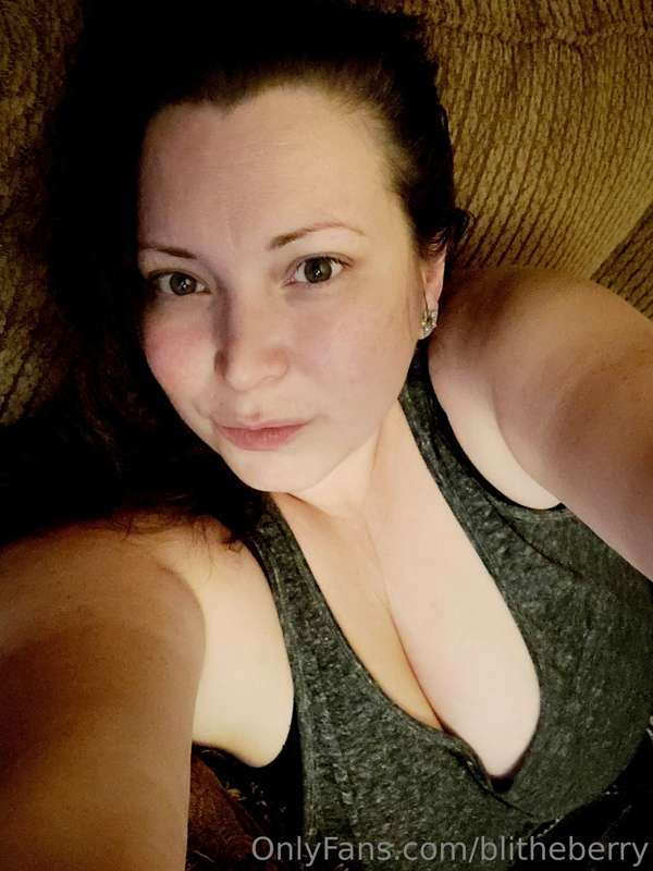 Happy Monday babe!