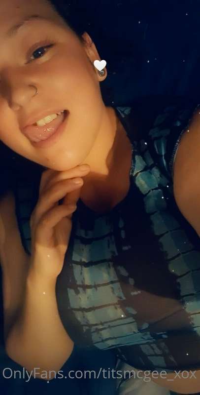 titsmcgee_xox image #1