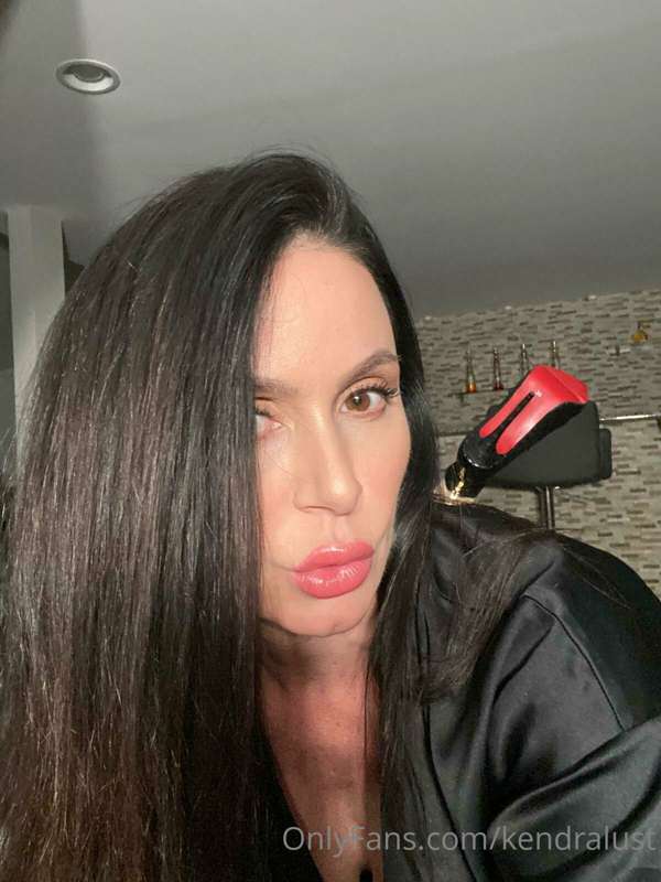 Photo 188 of Kendra Lust on Tocromo