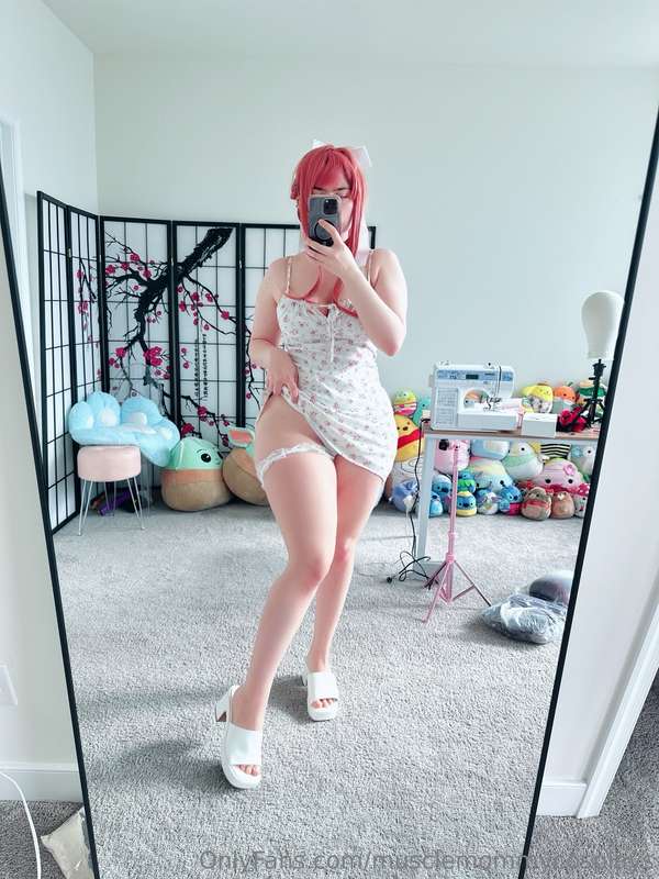musclemommycosplays photo