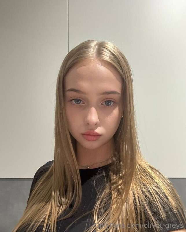 olivia_greys