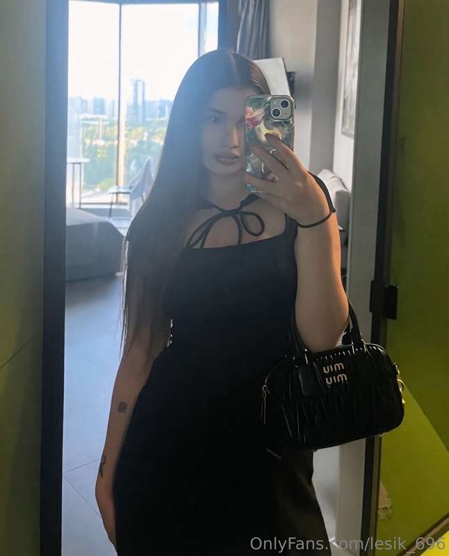 #mirrorselfie