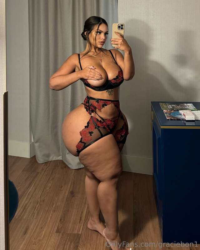graciebon1 photo