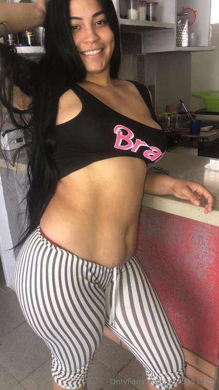 Before and after photos of my burger filling 😻😻🥰😍🥳😁🫶🏻