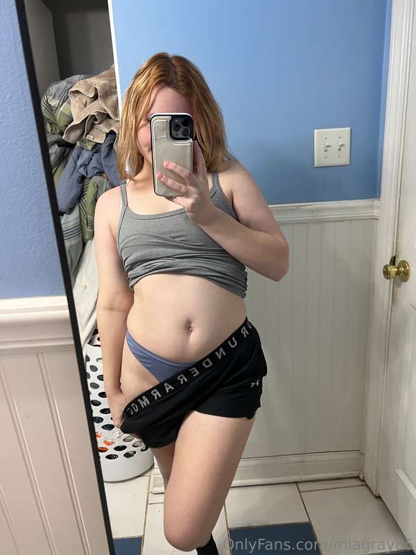 miagray85