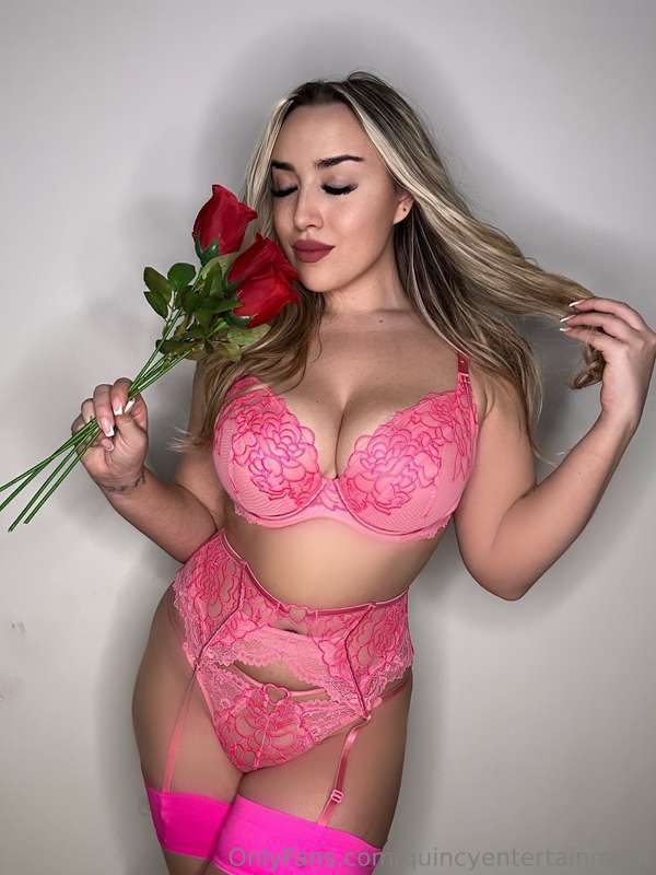 Your gonna need to join my VIP ONLYFANS to see all my valent..