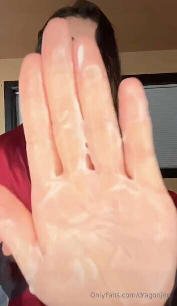 guess what's on my hand