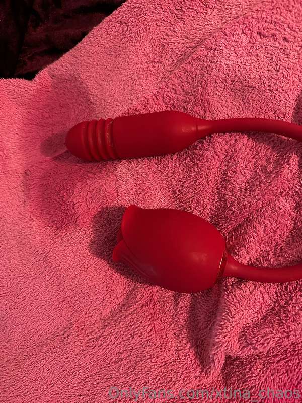 Can you guess what I’m tasting? 💦 pay per view. 😜 more on my..