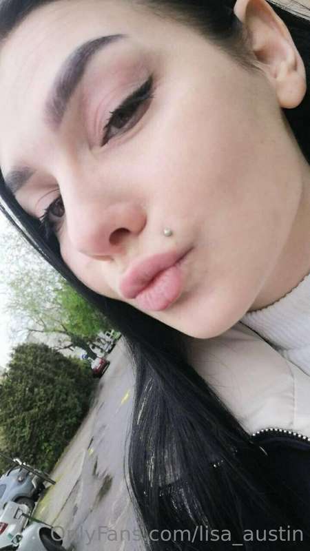 Its getting so much warmer outside and i feel so good and in..
