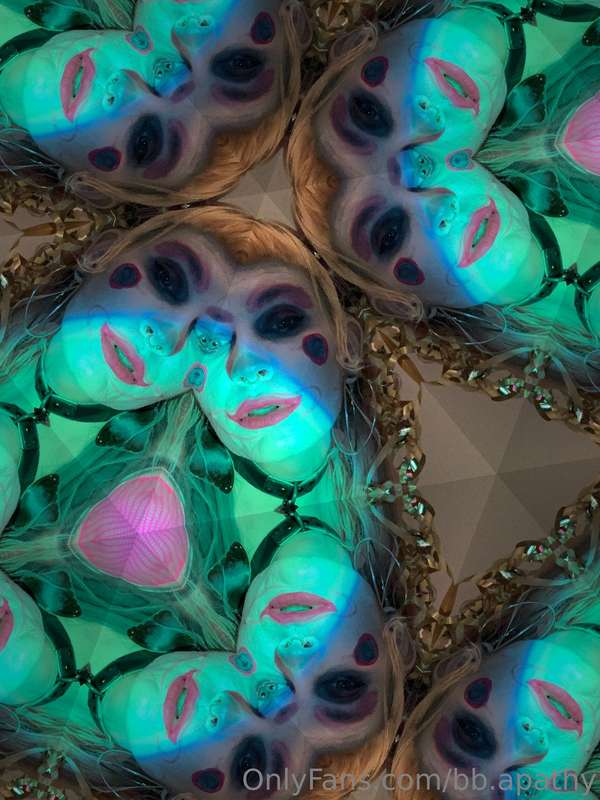 kaleidoscope clown 🤡