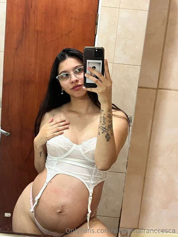 🤰🏻Many dream of a pregnant woman, few dare to see her for re..