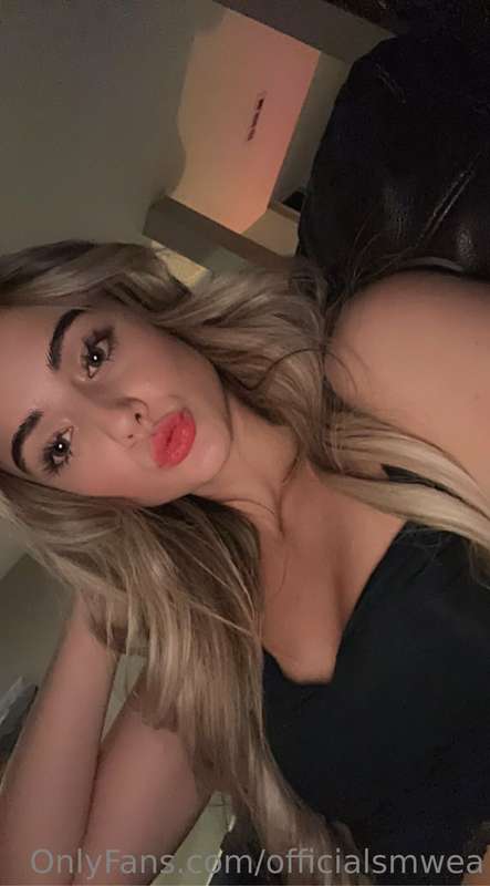 should i go back to being blonde?🙈