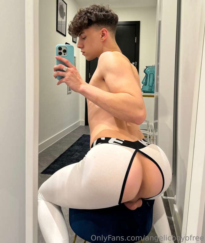 Wanna do some yoga together? ;) More on main page 