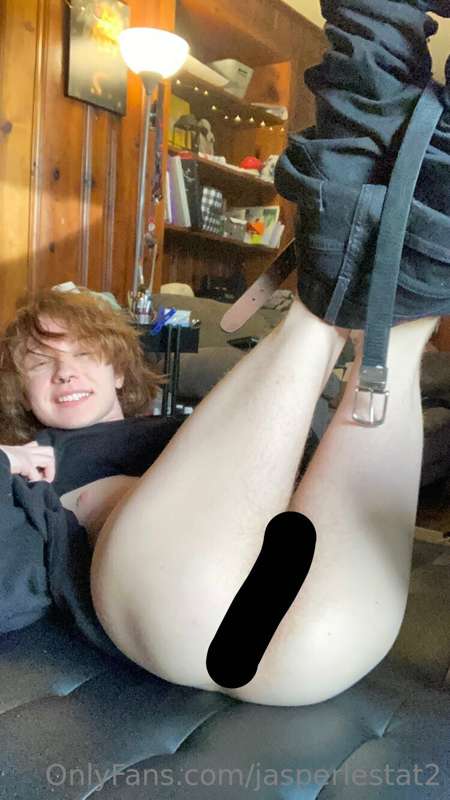 Boys with pussies do it best! (Photo set)