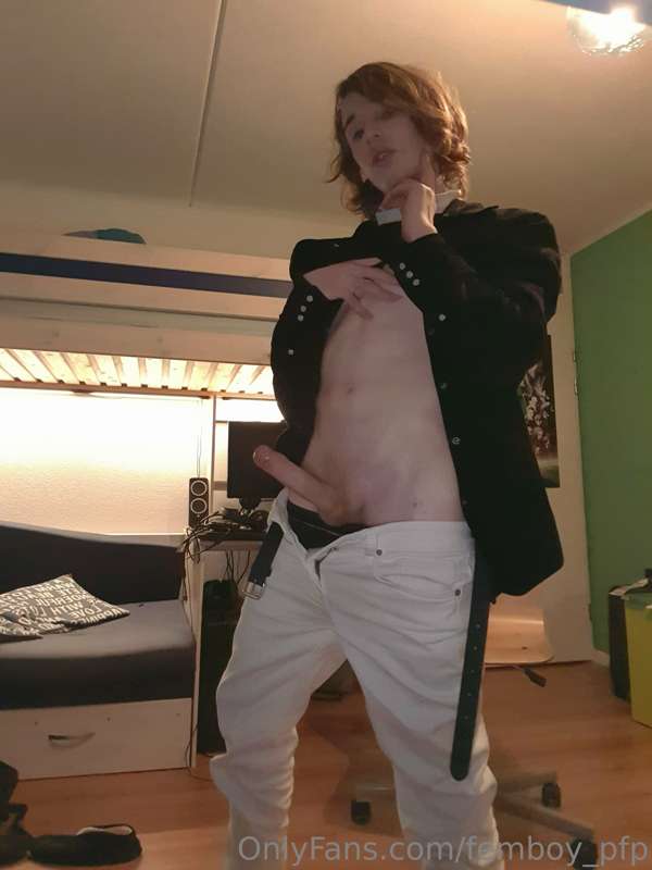 femboy_pfp image #15