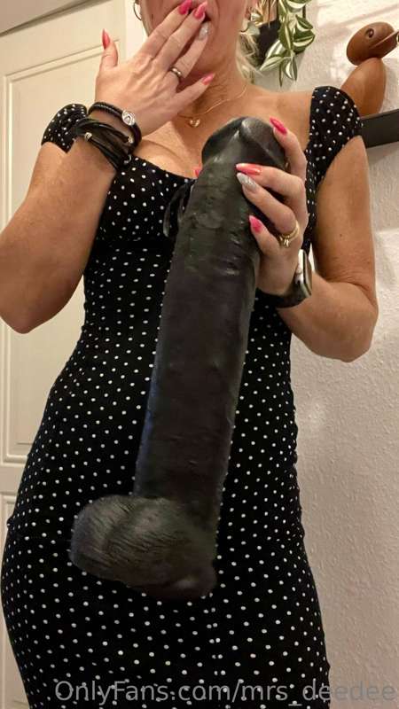 🥵 Say hi to my new friend Big Ben! 🍆😅