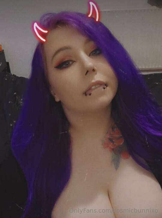 cosmicbunnixo
