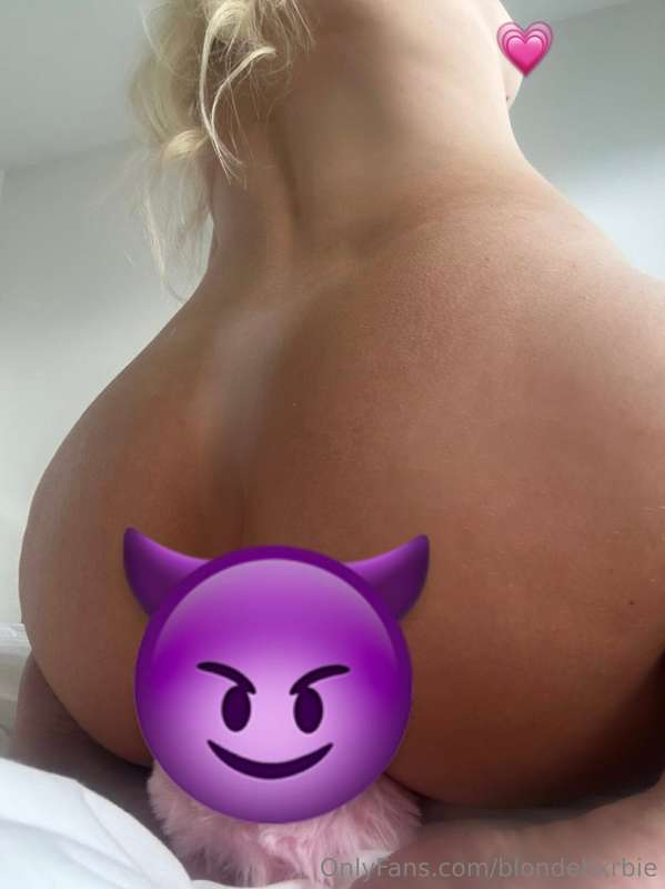 blondebxrbie