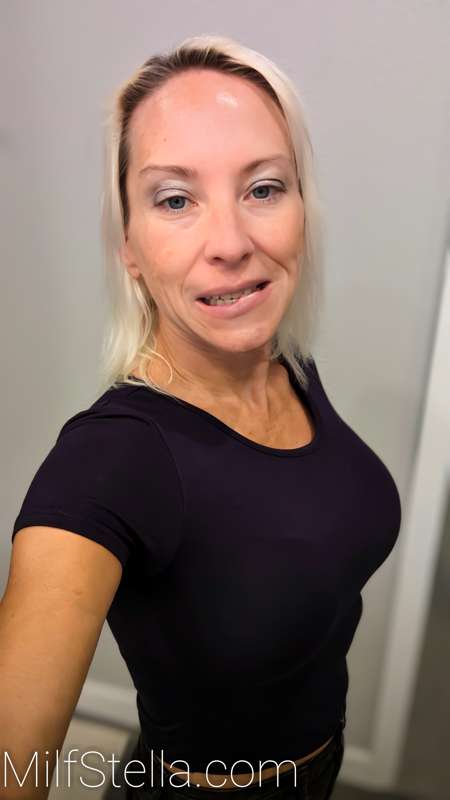 Is Navy blue a good color on me? Want to see more of me? @on..