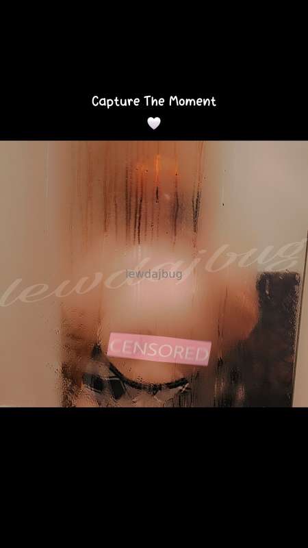 Let's take a steamy shower together 🩷