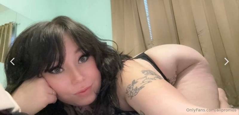 Let’s have some fun😋 message me for any custome request 🖤 @j..