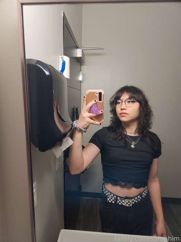 DM