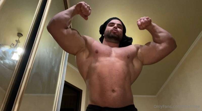 ## @evanway | @evanway_free🔥 Unleash the Muscle God 💪🏼 🔞 Raw..