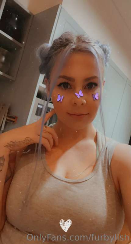 😘