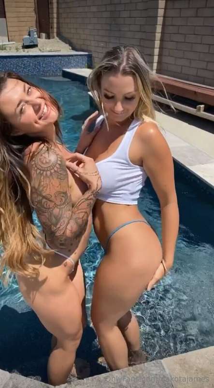 Love getting wet and naughty with my friends! Emily knight a..