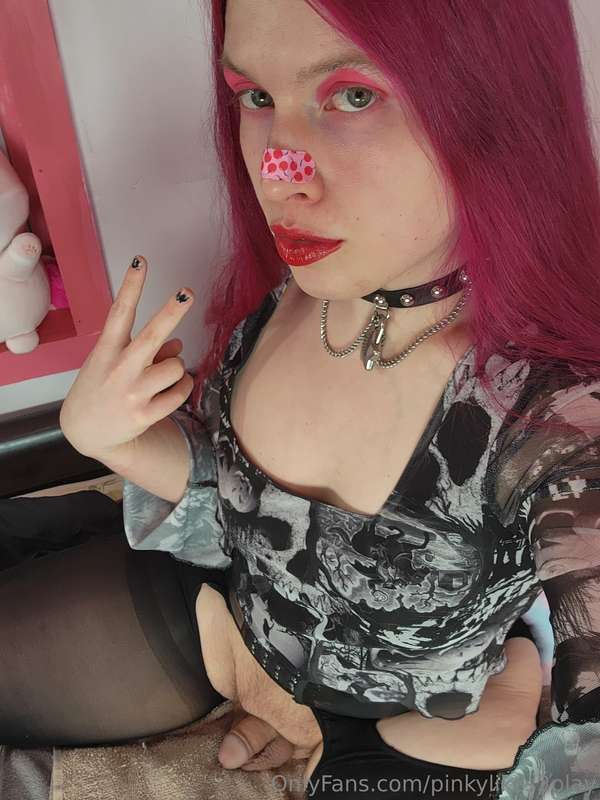Doing gay stuff brb