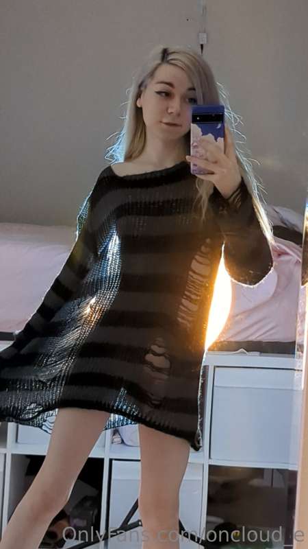 this one's for that guy who asked for more face pics (sorry ..