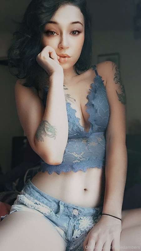 Lewds post tonight 😏😏