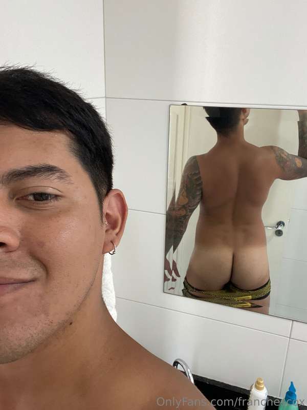 ### A little tan 🥵