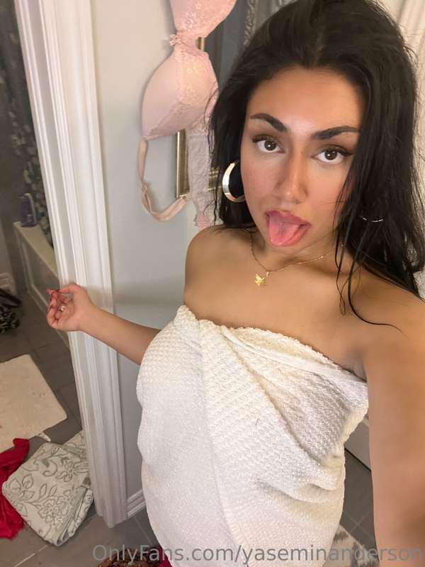 yaseminanderson